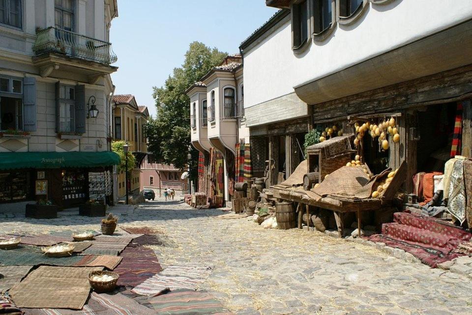Art House Plovdiv Hotel Exterior photo